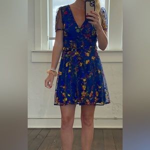 Worn once! Size 4 Monique Lhuillier cocktail dress.